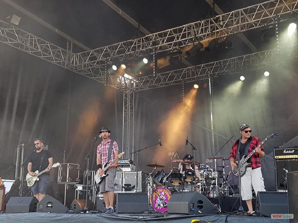 19149474_1993506587544090_2772041479297443245_n